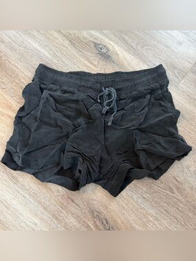 Hard Tail shorts
